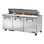 Mostrador de preparación True 3 puertas 538 litros TSSU-72-18