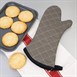 Manopla para horno Vogue retardante fuego color marrón 43cm