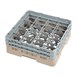 Bandeja Cambro Cam de 16 compartimentos de vidrio color beige de altura máxima de 133mm