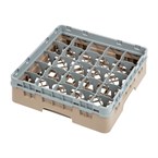 Bandeja Cambro Cam de 25 compartimentos de vidrio color beige de altura máxima de 92mm