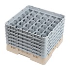 Bandeja Cambro Cam de 36 compartimentos de vidrio color beige de altura máxima de 298mm